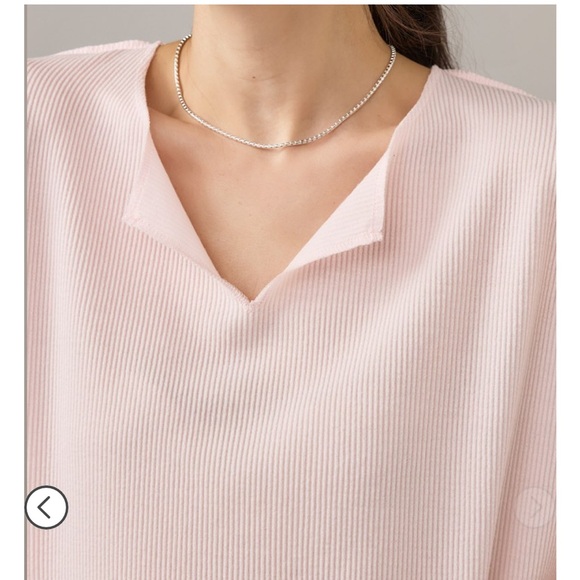 Francesca’s Pink Ribbed Top - Picture 2 of 4